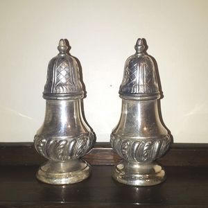 Vintage E.P lead silver plated shakers